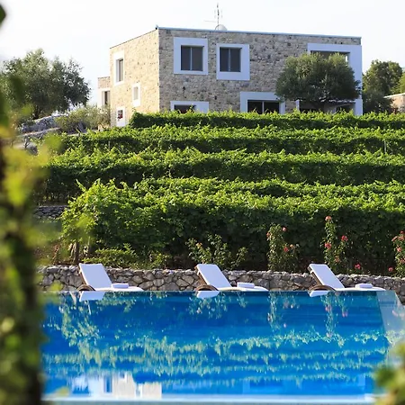 Villa Stanic Estate *